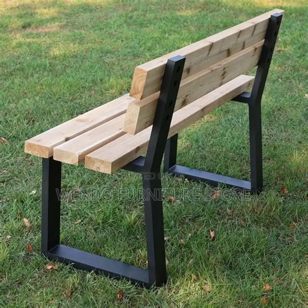 Luxury Wooden Garden Bench With Metal Frame