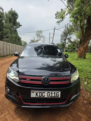 Volkswagen Tiguan 2014 Black