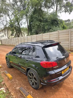 Volkswagen Tiguan 2014 Black