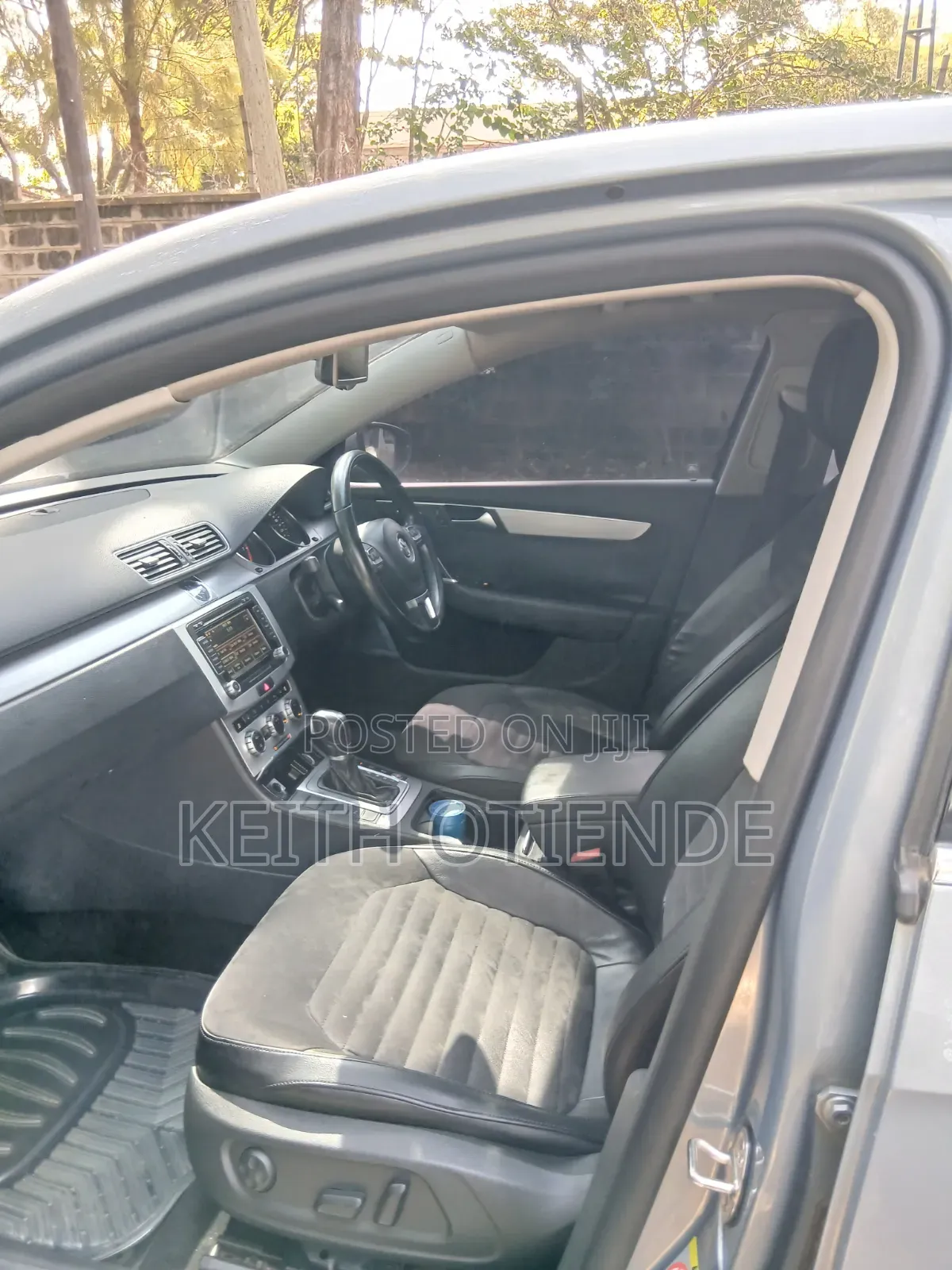 Volkswagen Passat 2013 Blue