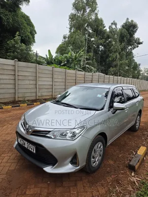 Toyota Corolla Fielder 1.5 Petrol FWD 2018 Silver
