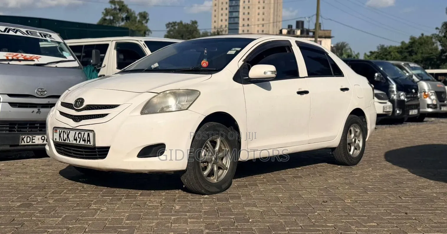 Toyota Belta 2009 White