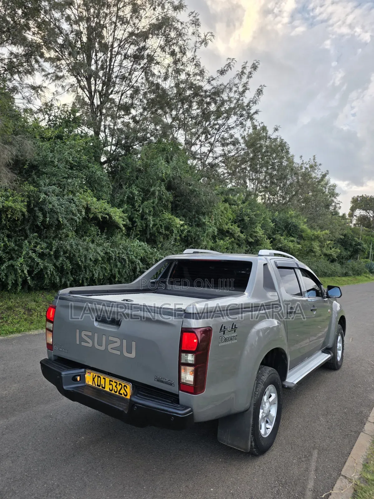 Isuzu D-MAX 2022 Gold