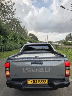 Isuzu D-MAX 2022 Gold