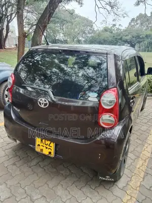 Toyota Passo 1.0 FWD 2013 Purple