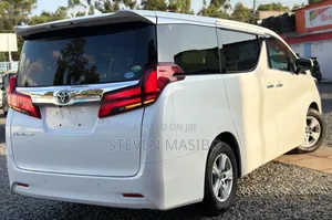 Toyota Alphard 2.5 Petrol FWD 2019 White
