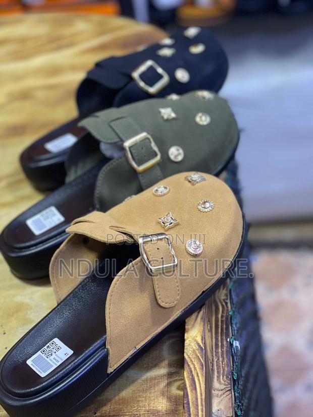 Designer Clogs - thumbnail 3