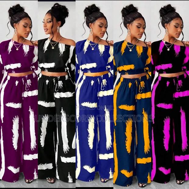 Printed Crop Top Two Piece Set - thumbnail 2