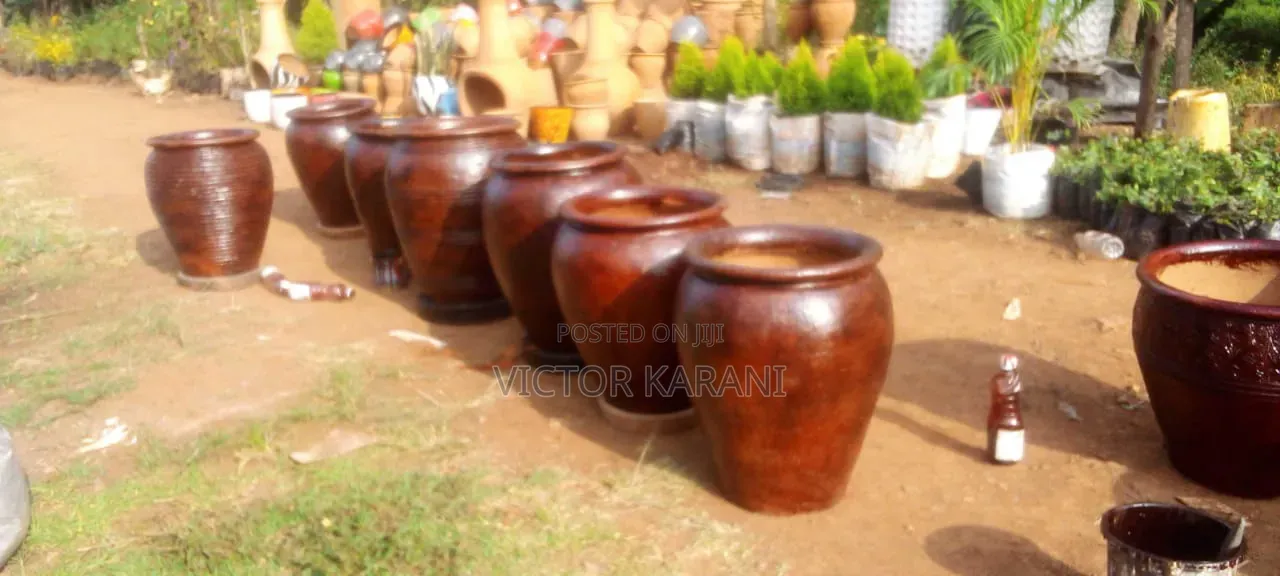 Big Clay Pots