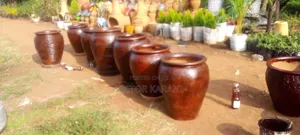 Big Clay Pots