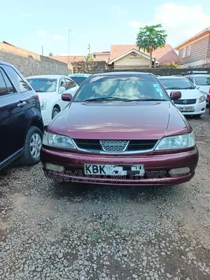 Toyota Carina 2001 Red