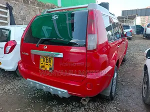 Nissan X-Trail 2006 Maroon