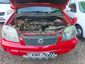 Nissan X-Trail 2006 Maroon