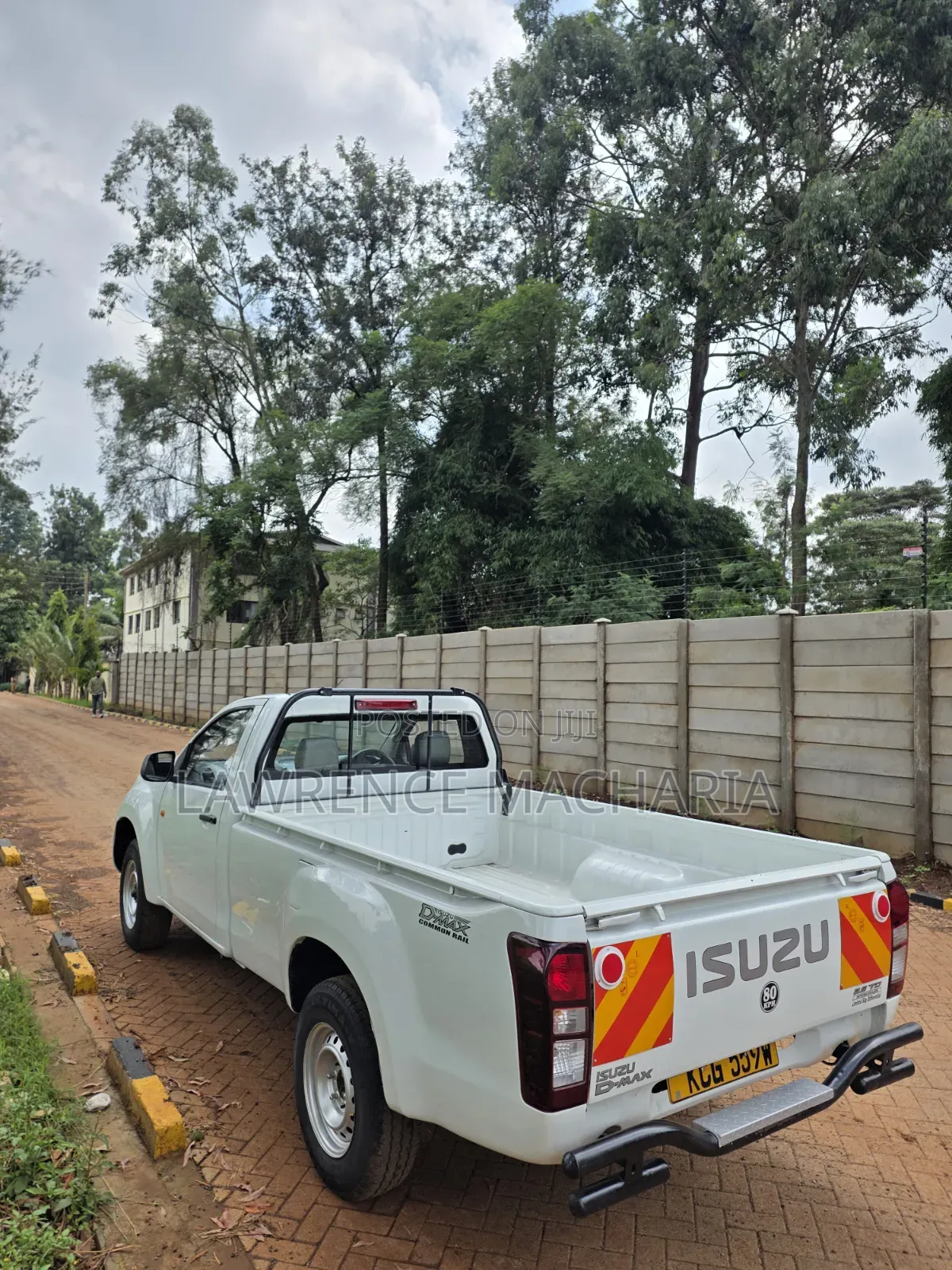 Isuzu D-MAX 2015 White