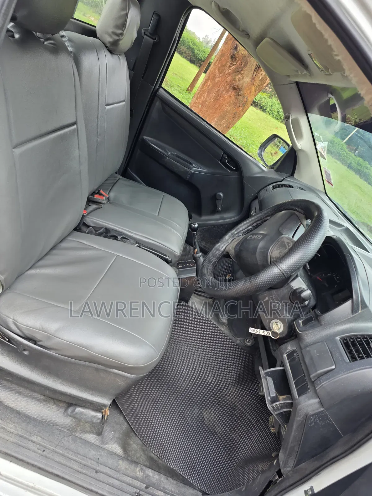 Isuzu D-MAX 2015 White