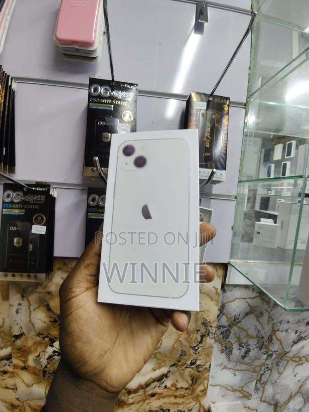 Apple iPhone 13 256 GB White