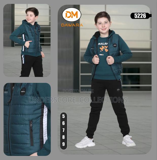 Premium Quality Boys Three Pieces Tracksuit - thumbnail 4