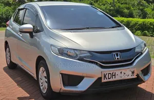 Honda Fit 2015 Silver