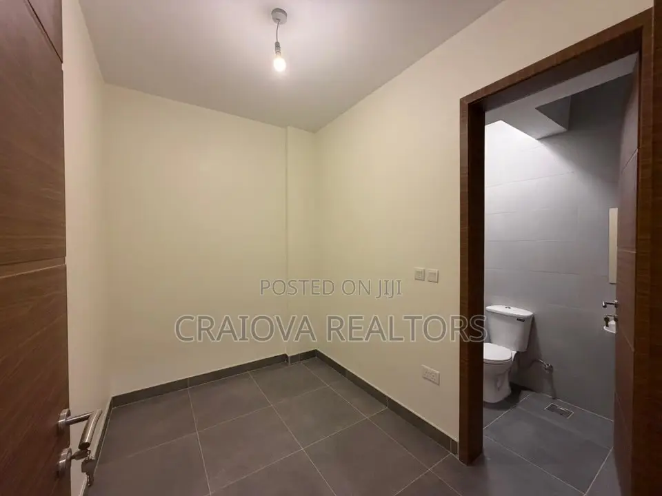 2bdrm Apartment in Riverside Drive for sale