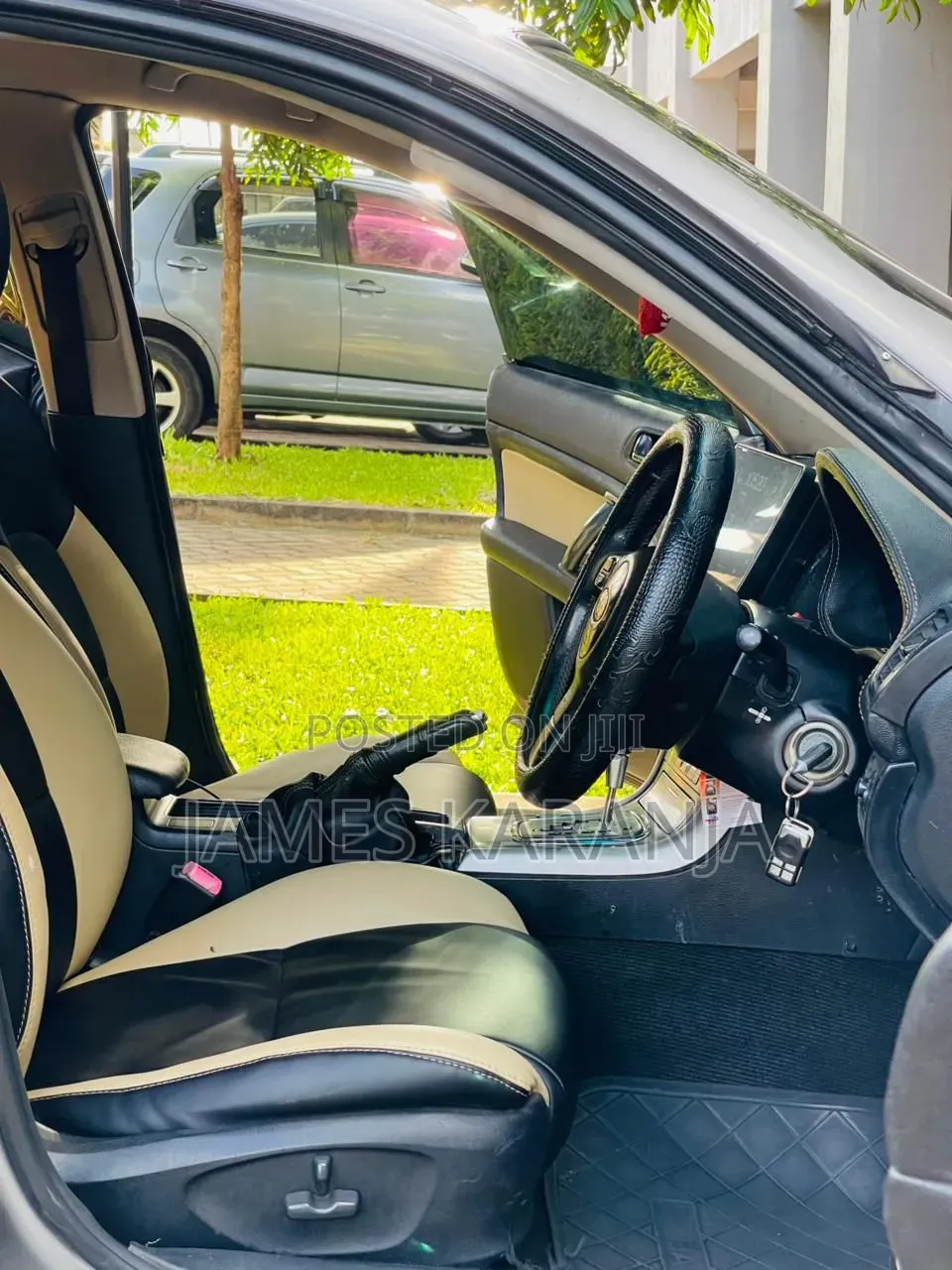 Subaru Legacy 2010 Silver