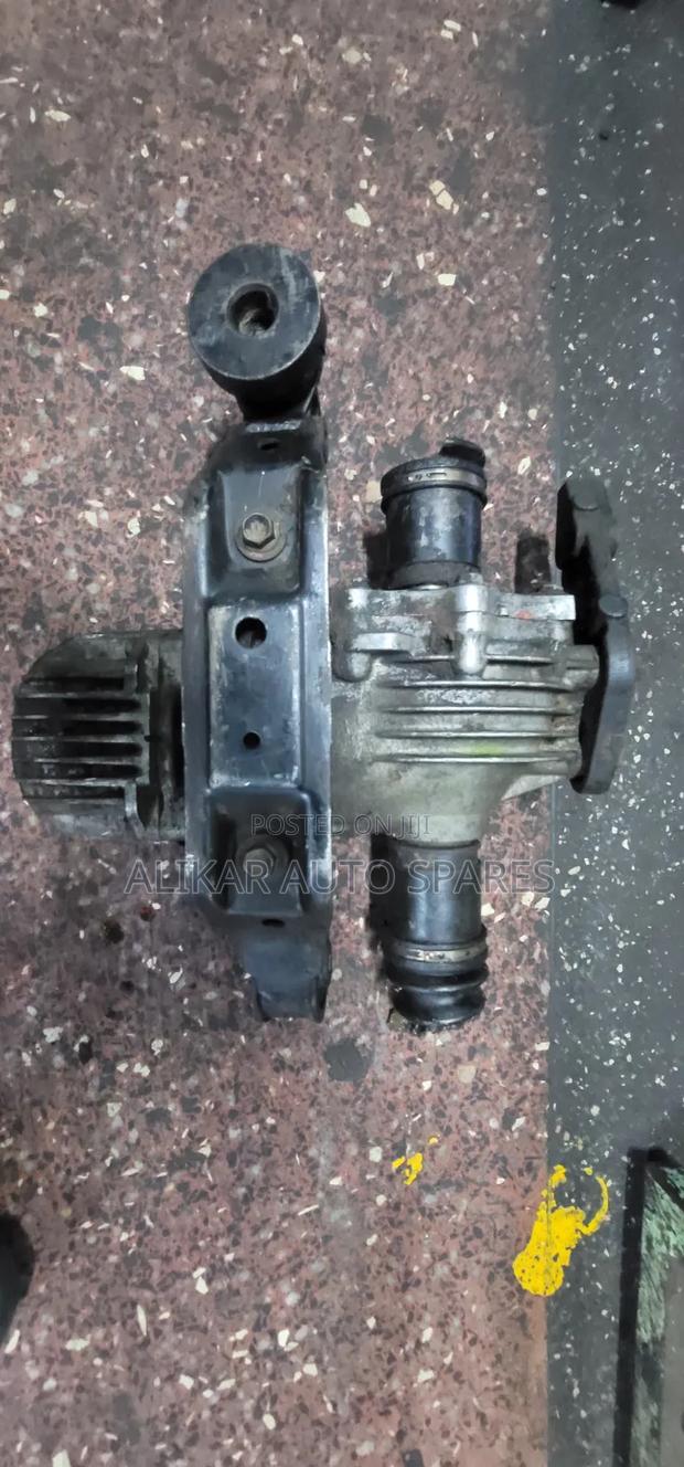 Toyota Nze/Wish/Fielder Rear Diffrential - thumbnail 2