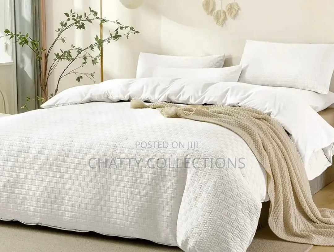 White 6 by 7 Waffle Weaving Poplin Luxury Soft Cotton Duvet Cover Set