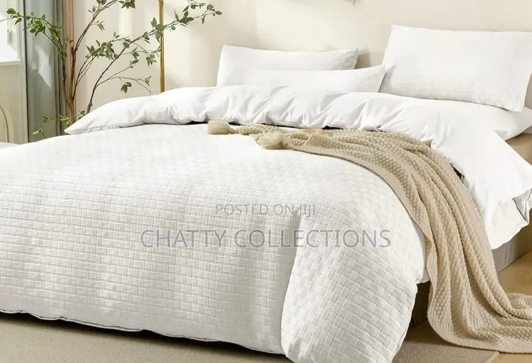 White 6 by 7 Waffle Weaving Poplin Luxury Soft Cotton Duvet Cover Set