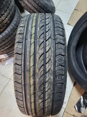 225/45r18 Centara