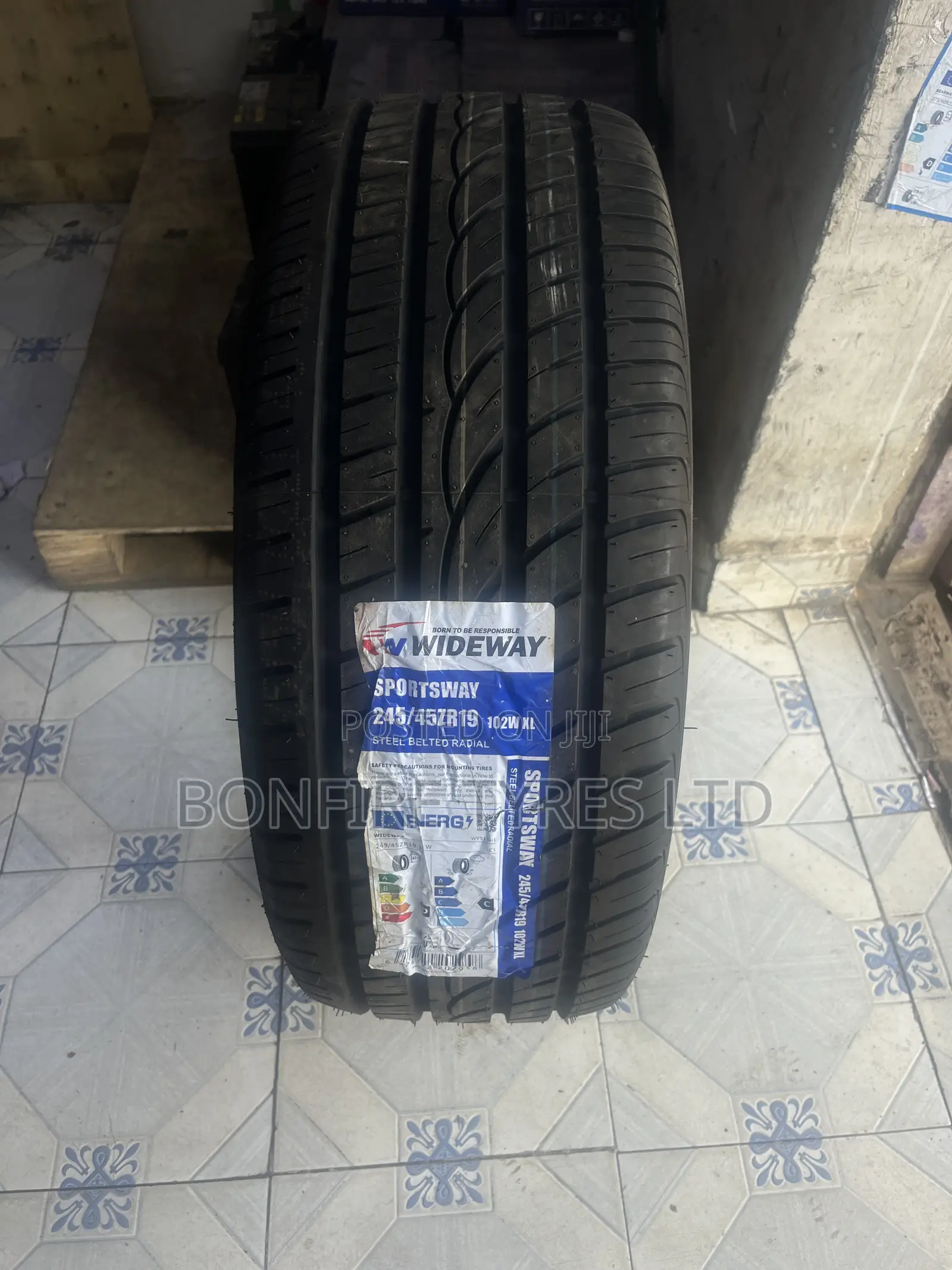 245/45zr19 Wideway