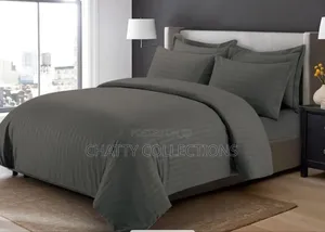 Gray Striped 6 by 7 Tc Duvet Cover Set With Bedsheet and Pillow Cases