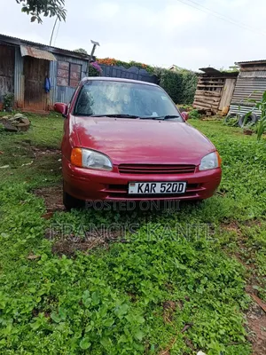 Toyota Starlet 2006 Red