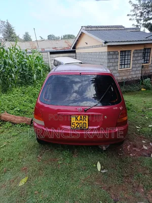 Toyota Starlet 2006 Red