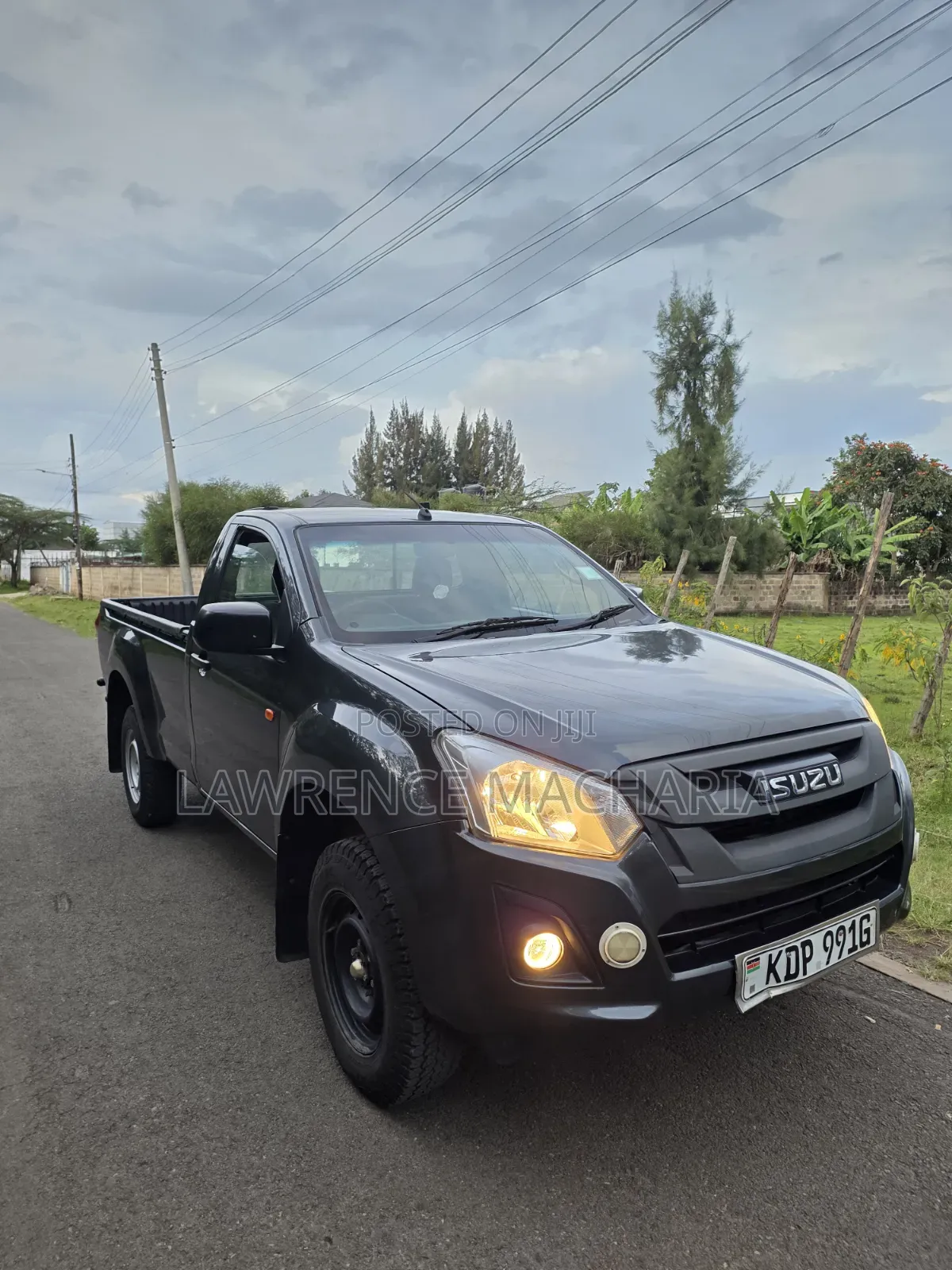 Isuzu D-MAX 2024 Gray