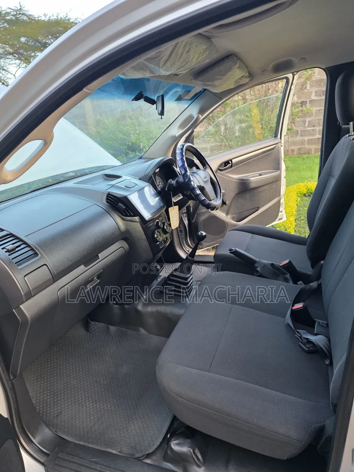Isuzu D-MAX 2025 Silver