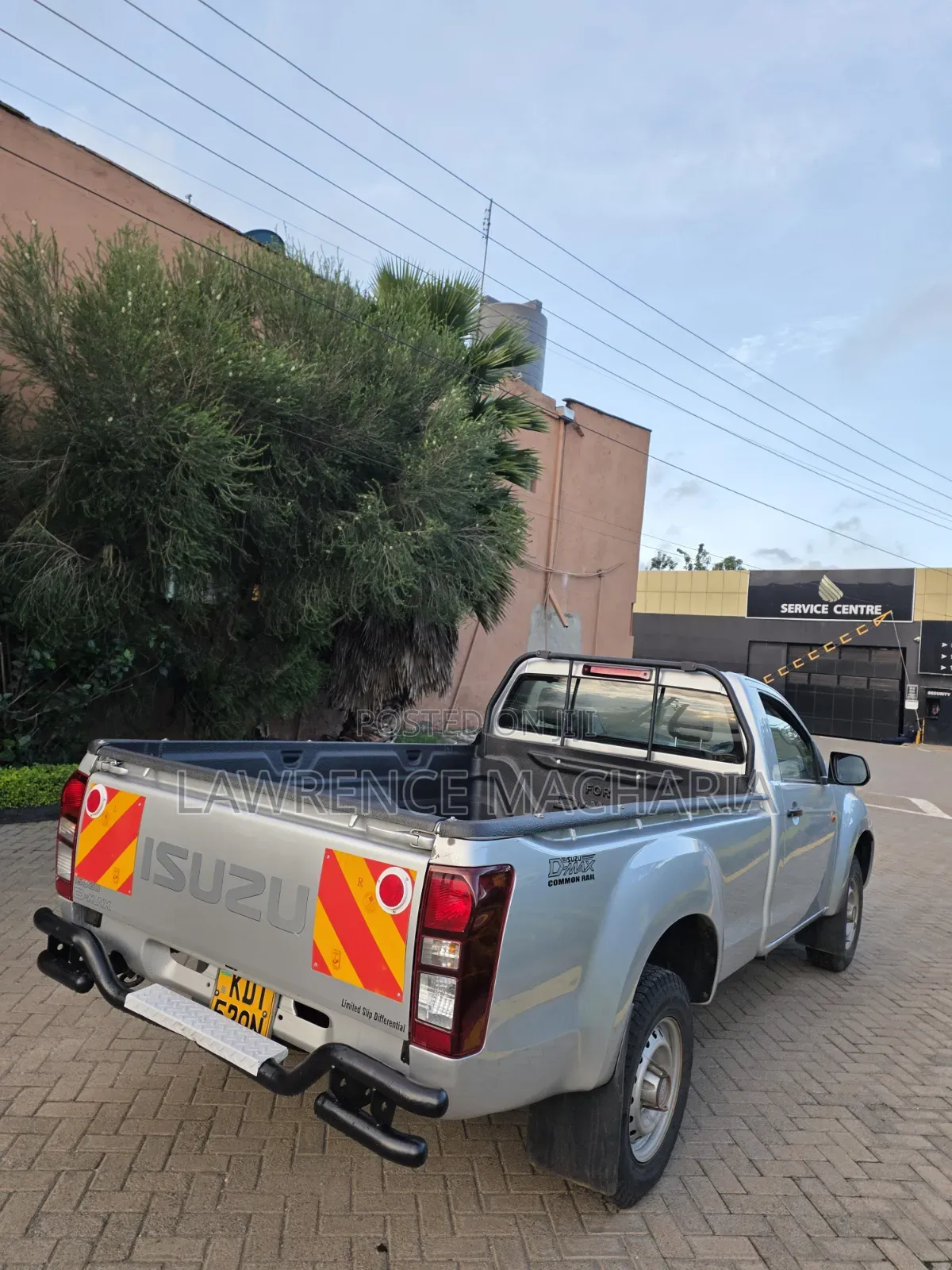 Isuzu D-MAX 2025 Silver