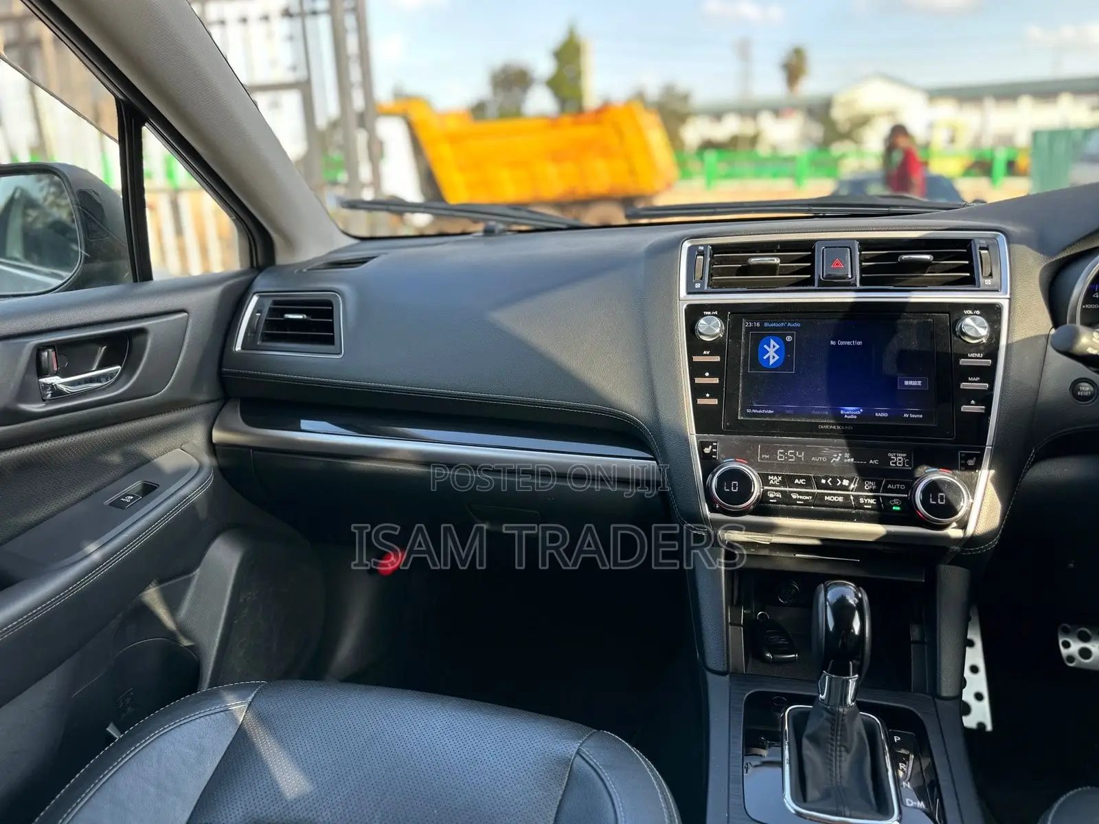 Subaru Outback 2.5i Premium AWD 2019 Gold