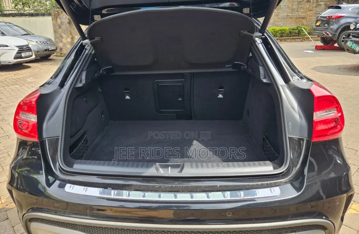 Mercedes-Benz GLA-Class 2016 Black