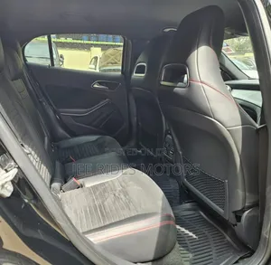 Mercedes-Benz GLA-Class 2016 Black