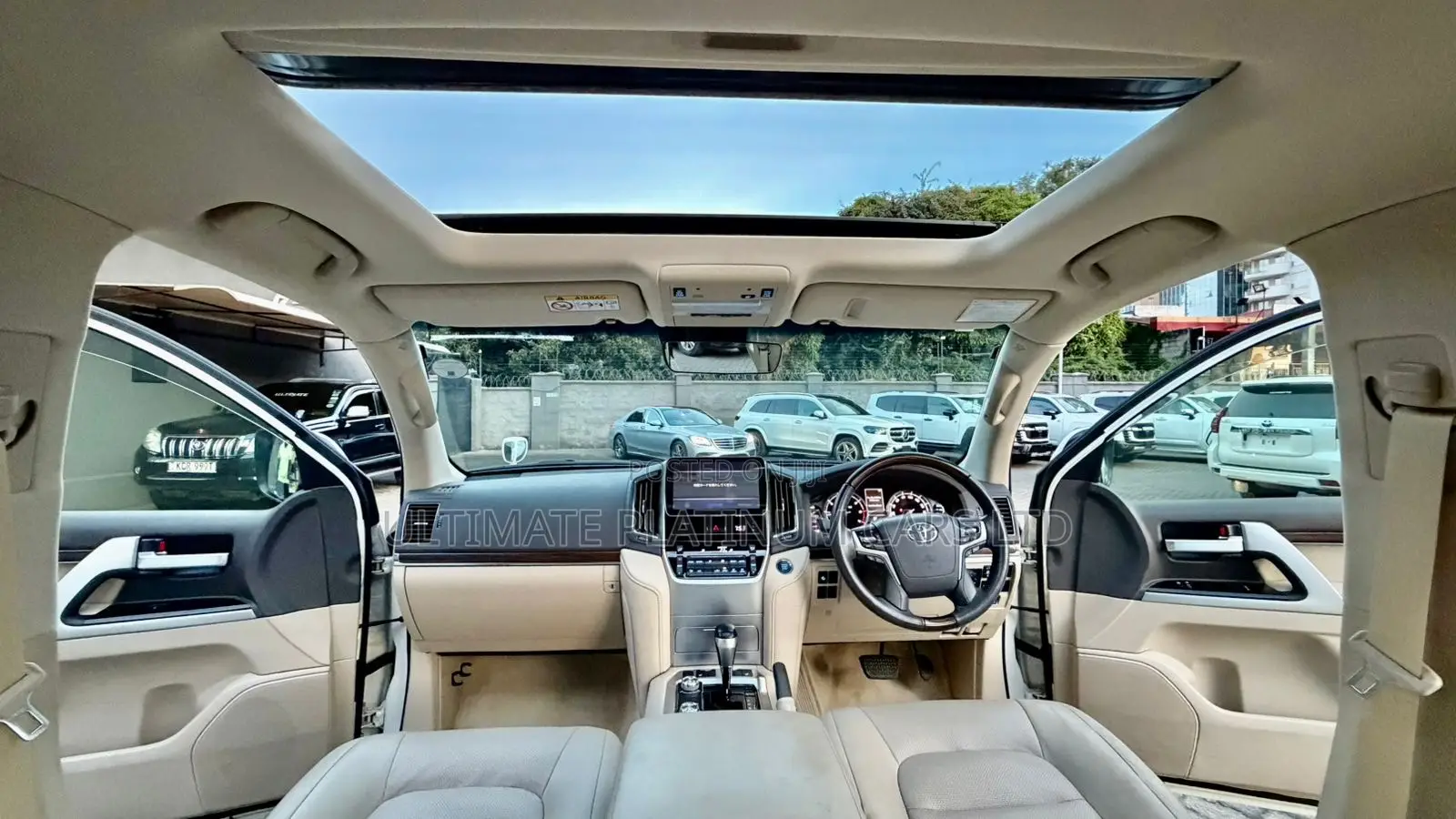 Toyota Land Cruiser 4.6 V8 ZX 2019 Pearl