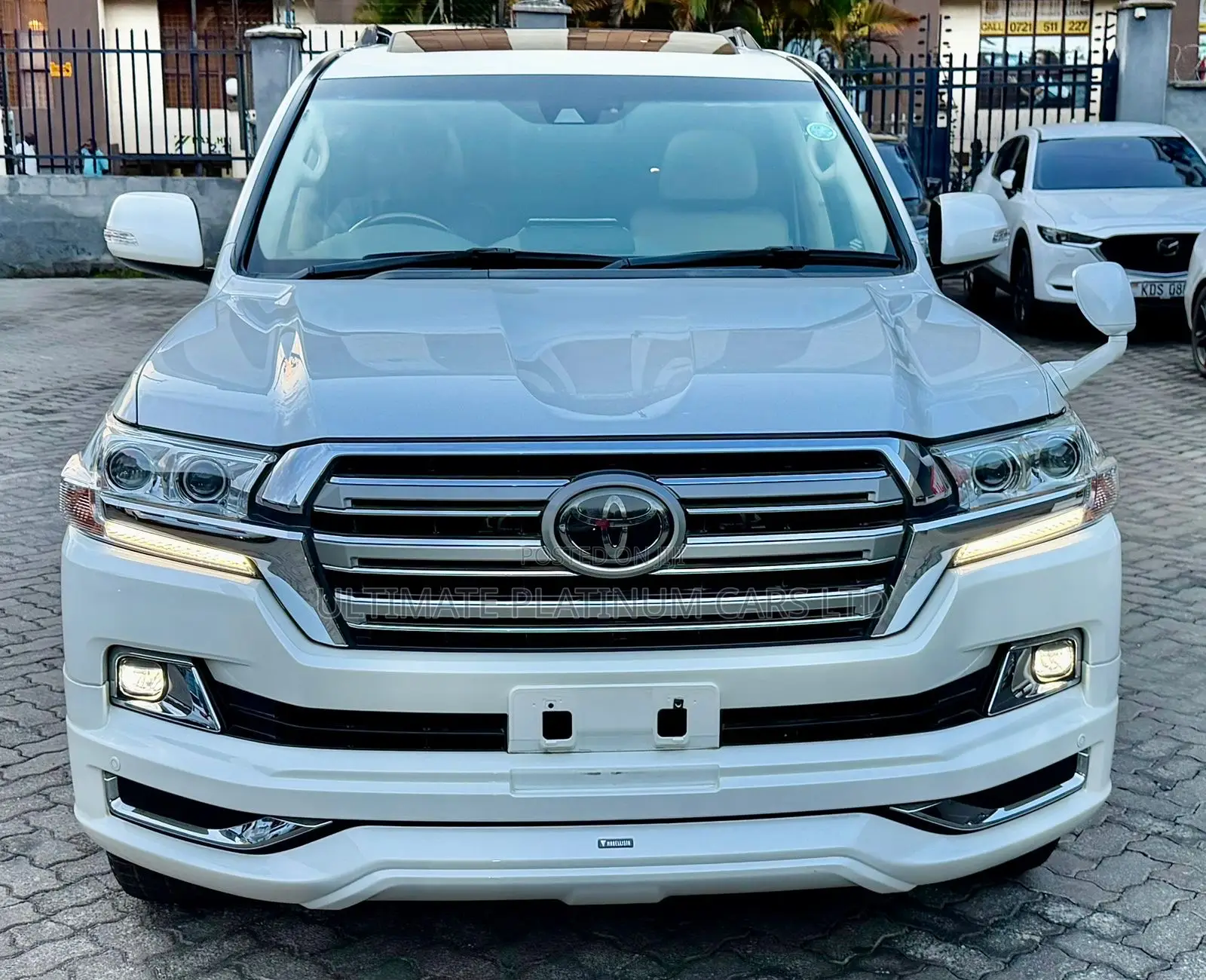 Toyota Land Cruiser 4.6 V8 ZX 2019 Pearl