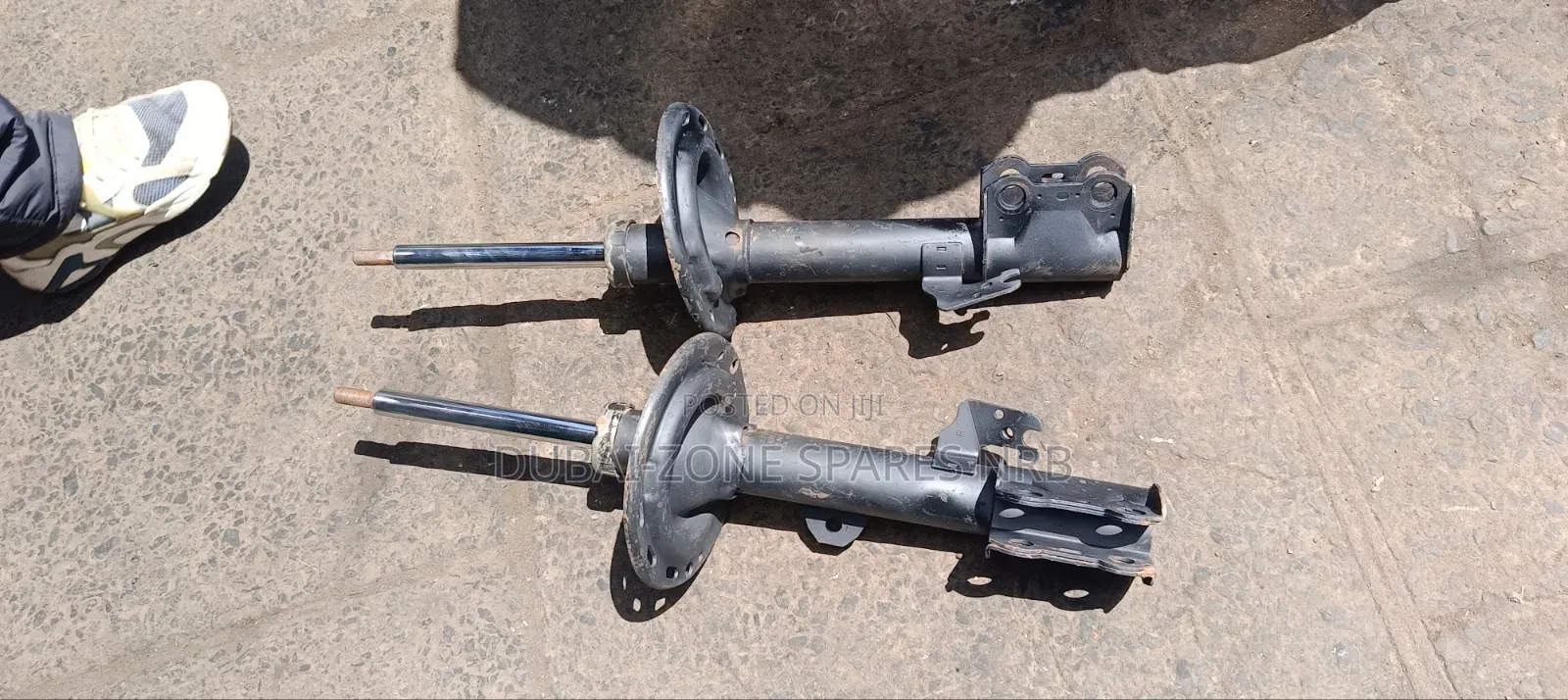 Shocks Harrier, Lexus 450 Hybrid Available.