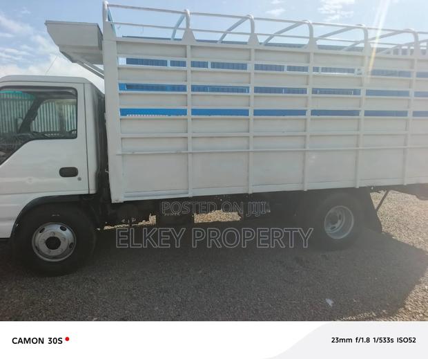 Isuzu NKR 2013 White - thumbnail 7
