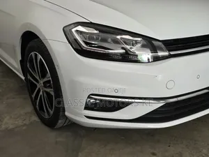 Volkswagen Golf 1.4T TSI FWD 2020 White
