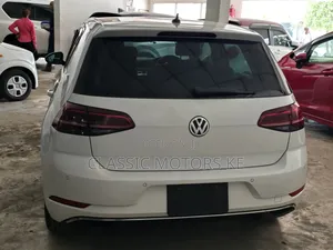 Volkswagen Golf 1.4T TSI FWD 2020 White