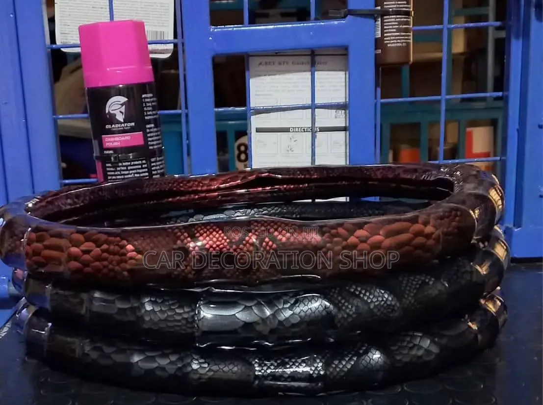 Textured Reptile Snakeskin Pattern Steering Covernin Red,Black,Grey,