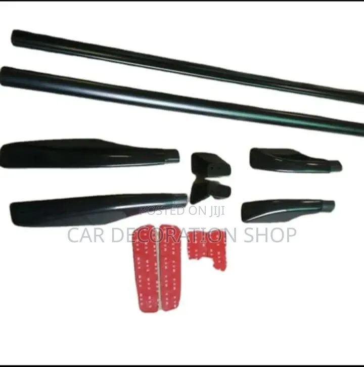 Black Universal Fit Roof Rails Maximizes Cargo Roof Space