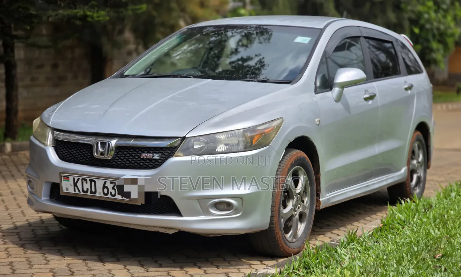 Honda Stream 2009 Silver