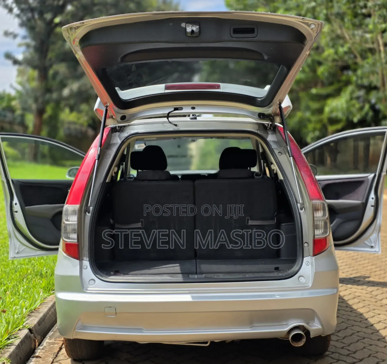 Honda Stream 2009 Silver