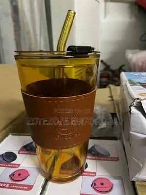 Glass Cup With Cover and Straw
