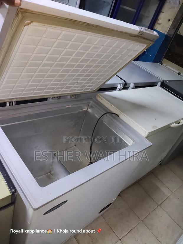 Super Clean West Point Deep Freezer - thumbnail 2